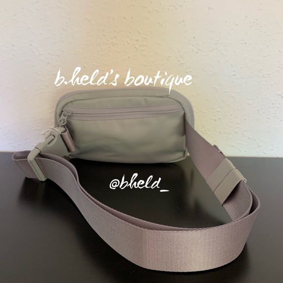 lululemon Everywhere Belt Bag *Extended Strap in Silver Drop OS Brand New NWT - Picture 6 of 15